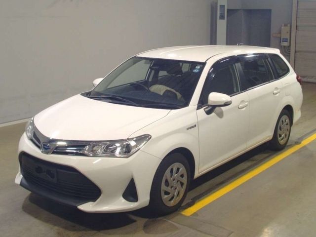 464 Toyota Corolla fielder NKE165G 2018 г. (TAA Yokohama)